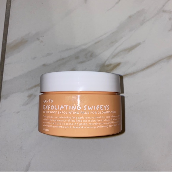 NIB $46 Go-To Face Exfoliating Swipeys 50 pads - Picture 13 of 16